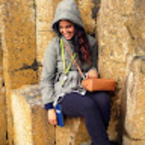 Meet your Posher, Viviane - Picture 1 of 1